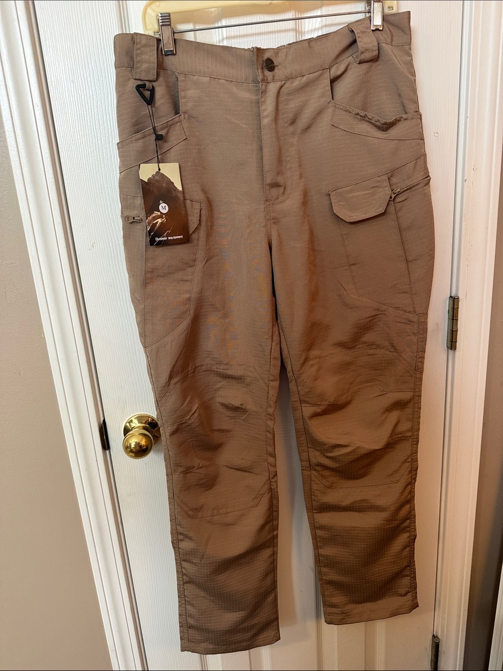 Men's Cargo Utility Pants in Brown
